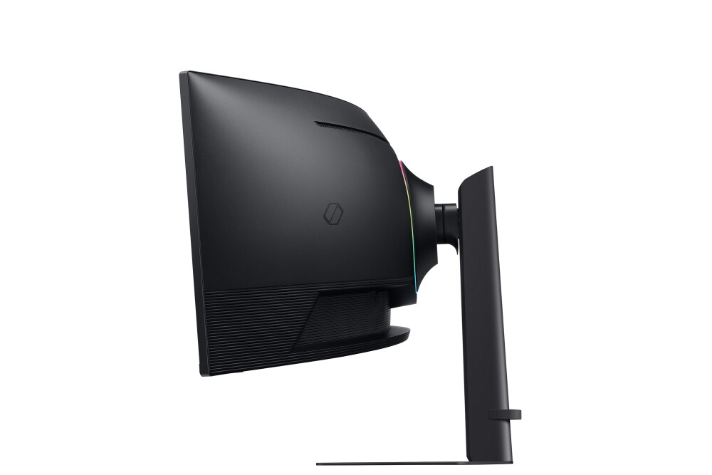 Монитор - Samsung LS49CG950, 49" Odyssey G9 GAMING, Curved VA, 1000R, 240Hz, 32:9, 5120 x 1440, 450 cd/m2, Display Port, HDMI, Micro HDMI, USB Hub, Black + Logitech G102 Mouse, Lightsync RGB, 8000 DPI, 6 Programmable Buttons, Black